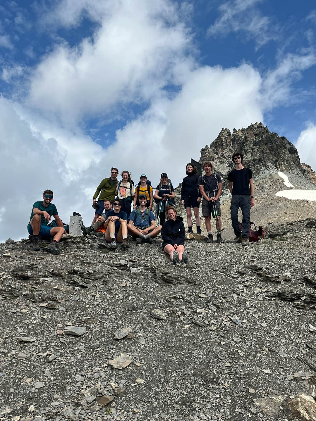 03F81ECB D2B6 4698 8C38 16C9134F425A 1 102 O 1080