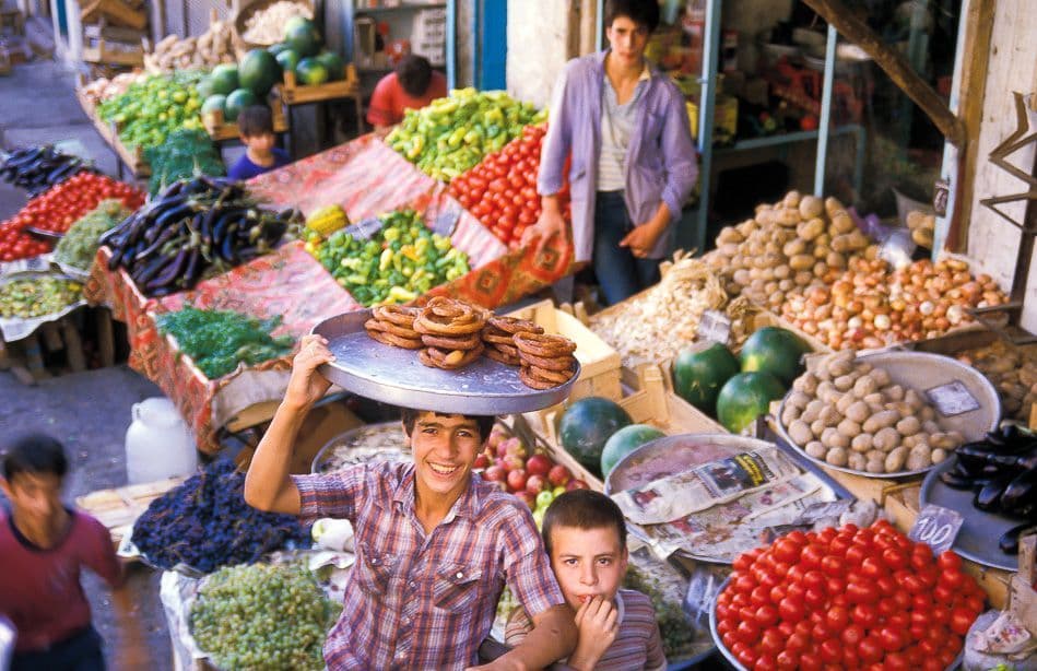 Lycie Jongens Op Markt Hassan Turksen Export W950